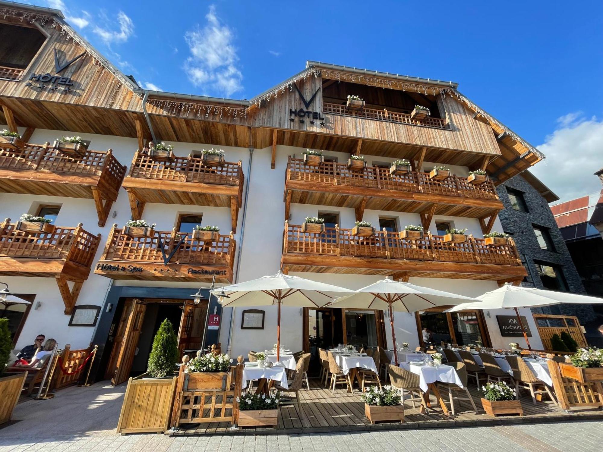 Hotel Le V De Vaujany Eksteriør bilde